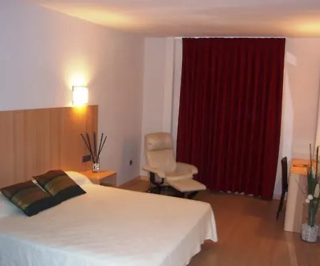 Hotel Del Vino